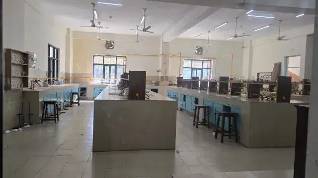 Ramjas College Academic Building photo 14